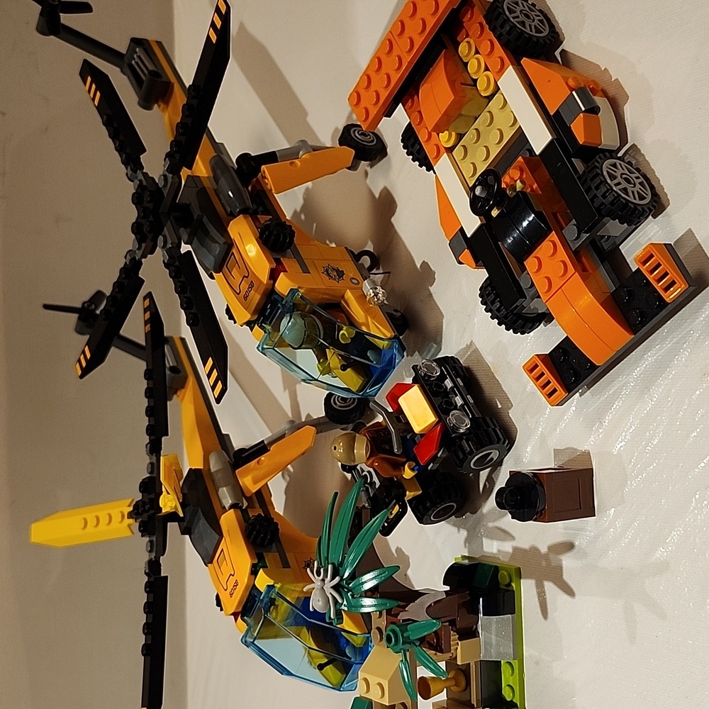 Lego 60158 Lego 31017 Adventure Helicopter and ATV Building Set